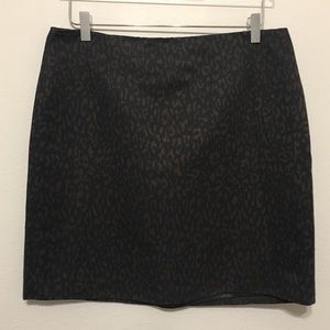 Tahari skirt size 12